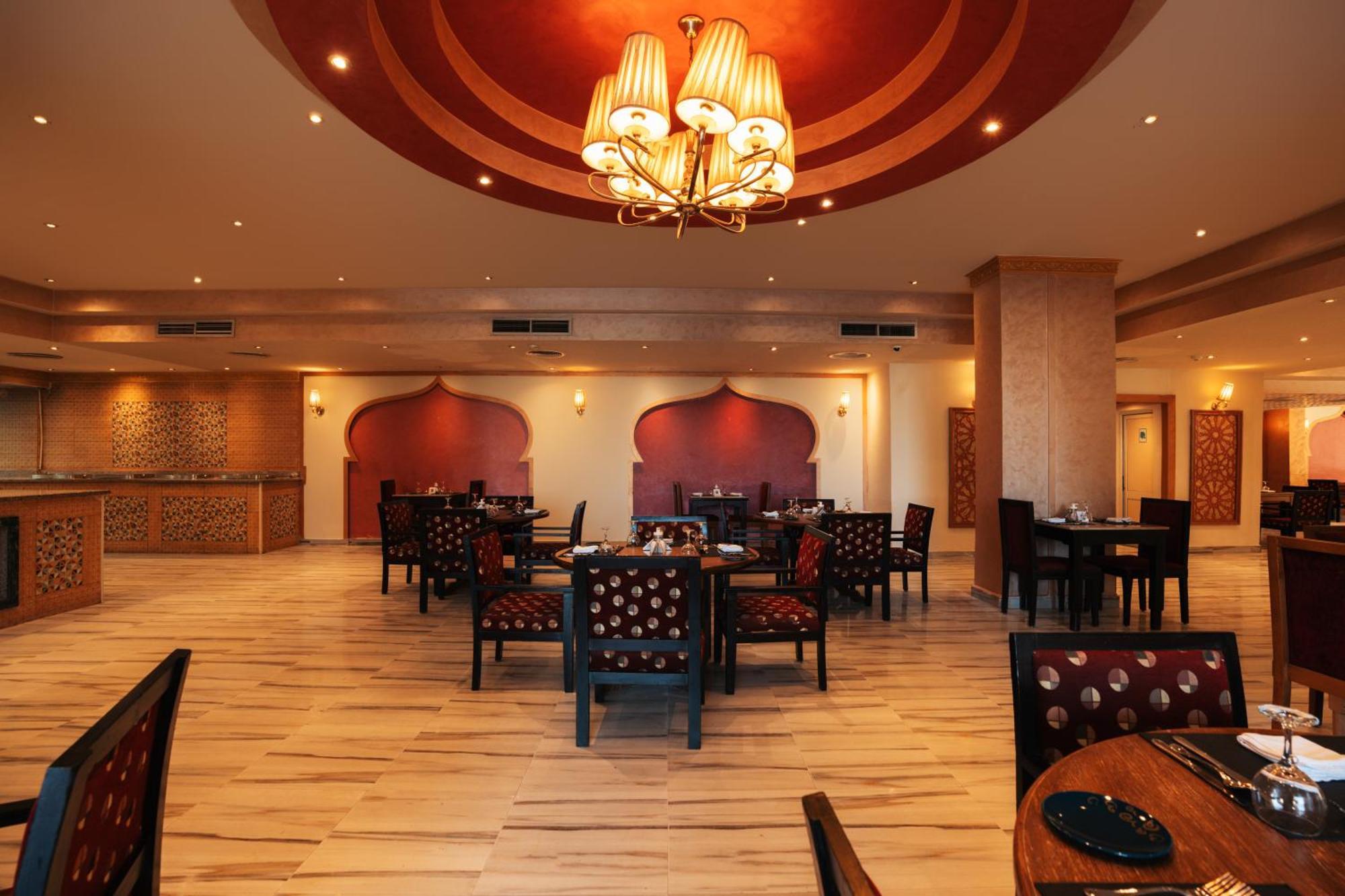 Hotel Le Jardin Aqua Park 4*